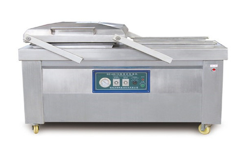 使用自動(dòng)真空包裝機(jī)時(shí)應(yīng)注意什么?